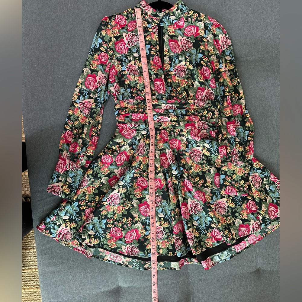 Mini Dress size 6